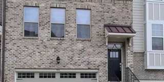 Room in 4 Bedroom Home in Apex Gallery 1