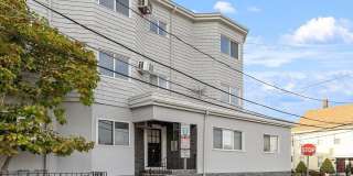 44 Dana Gallery 24