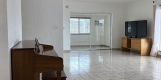 957 W 67th Street Gallery 3