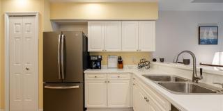 1799 Four Mile Cove Parkway unit: 913 Gallery 8