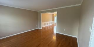 18 NEVILLE Court Gallery 4