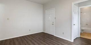 1619 Fairview Street Gallery 5