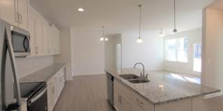 BEAUTIFUL 3BD 2.5 BTH Apartment home RAINTREE - Ballantyne Commons Pkwy Gallery 8