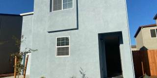 Gorgous 3 Bedroom 2.5 Bath Home in Gated Winding Meadow Village Gallery 3