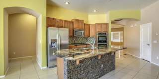 Gorgeous 4 bed 3 bath Single Level Home in Norterra Area Gallery 20