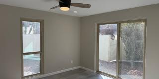 Spacious 3 Bed/2 Bath Townhouse w/ an Office in Northeast Tucson! Gallery 24