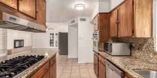 2109 S Stanley Place Gallery 15