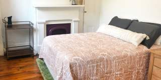 3 bed 1 bath - beautiful Southside flats home, central air, in unit laundry, udpated Gallery 4