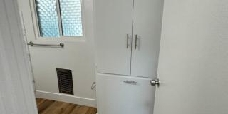 400-420 N. Oakland Ave. Gallery 68