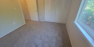 Sunny, newly remodeled 3 bed + office/2.5 bath in Applewood townhomes close to NOBO! Gallery 17