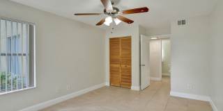 Fully Renovated Corner 2/1 Unit Gallery 24