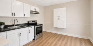 585 Chestnut St. Gallery 3