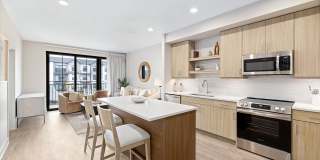 The Fieldston of Fairway - 55+ Apartment Homes Gallery 23
