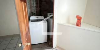 Great 6 bedroom 3 mins from Northeastern Great 6 bedroom 3 mins from Northeastern Gallery 9