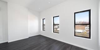 258 SUYDAM AVE Gallery 3