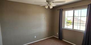 Spacious 3bd home in peoria Gallery 1