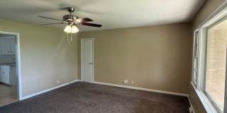 3 bedroom Home in Southeast Springfield Gallery 6