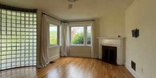 Unique and pristine home for rent in Cave Spring! 2BR 1.5 Bath Gallery 1