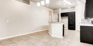4-BEDROOM HOME IN LAKESIDE Gallery 10