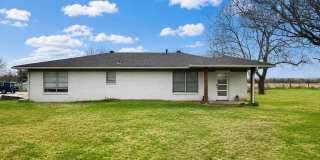 5283 Carpenters Bluff Road Gallery 1