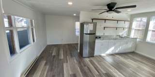 North AVL - Renovated 1920's Home with Separate 1/1 Apartment! Gallery 74