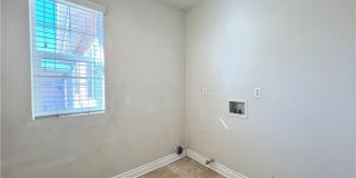 1672 E Harvard Gallery 17