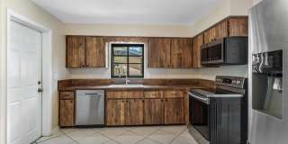 6513 STOCKBRIDGE AVENUE Gallery 10