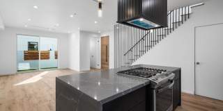 839 N Mccadden Pl Gallery 1
