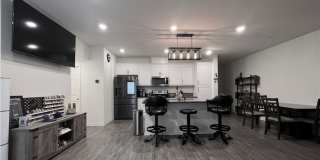 3 Bdrm, 2.5 Ba Townhouse w/2 Car Attached Garage Available For Rent Gallery 3