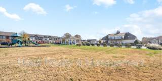 172 Dundee Drive Gallery 35