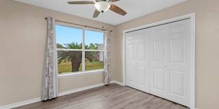Charming 3BR Home with Fenced Yard, Garden Tub & Double Vanity Gallery 31