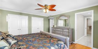 6020 SHORE Boulevard S Gallery 23
