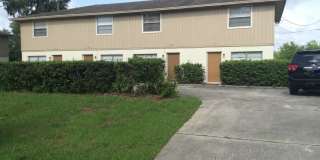 2 Bed/2 Bath Townhouse Very Close to UCF! Gallery 1