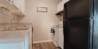 Crossings at Midtown Gallery 16