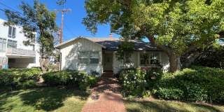 Sherman Oaks 3+2 w/bonus room + upgrades on cul-de-sac lot! Gallery 1