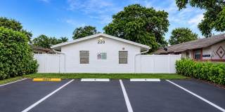 220 NW 12TH Court Gallery 3