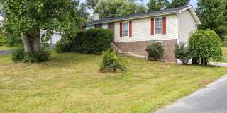 Beautiful Updated 4 Bed 2 Bath Home in Ooltewah Gallery 1