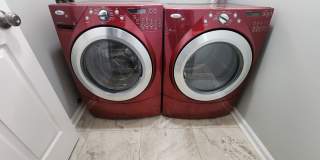 2-Car Garage + Washer & Dryer + Recently Updated! Available September 3rd! Gallery 12
