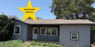 Handyman Special $0 First Month's Rent / “You fix, you SAVE BIG!!” Contact Diane for details: 806 704-3055 ext 2 Gallery 1