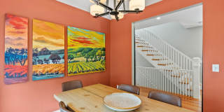 Spacious Kent Home | 6 Bed | 4 Bath | 4,000 Sf | Front Porch + Backyard | Detached 4-Car Garage Gallery 21