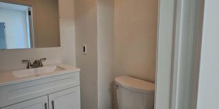 41 W TEMPLE Avenue Gallery 10