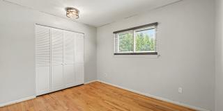 Beautifully maintained, move in ready 3 bed, 1.5 bath single family home Gallery 12