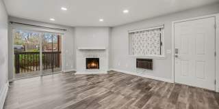 Spacious 1 Bed 1 Bath in the heart of Aurora! LEASING SPECIAL!! Gallery 5