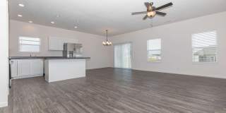 Avalon Bluffs Gallery 108