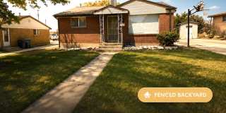 Spacious 4 Bed, 2 Bath Home in Quiet Roy Neighborhood with Fenced Yard! Gallery 1