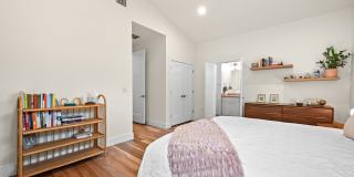 1307 Delano Street Unit 1 Gallery 9
