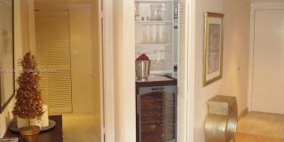 3600 YACHT CLUB DR Gallery 18