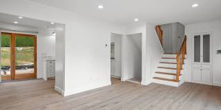 Spacious 3 Bed, 3 Bath Gallery 5