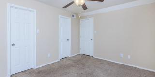 South Oaks Gallery 13
