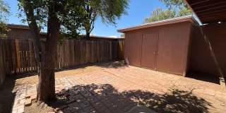Centrally located 2 Bedroom Townhouse with Enclosed Yard! Gallery 13